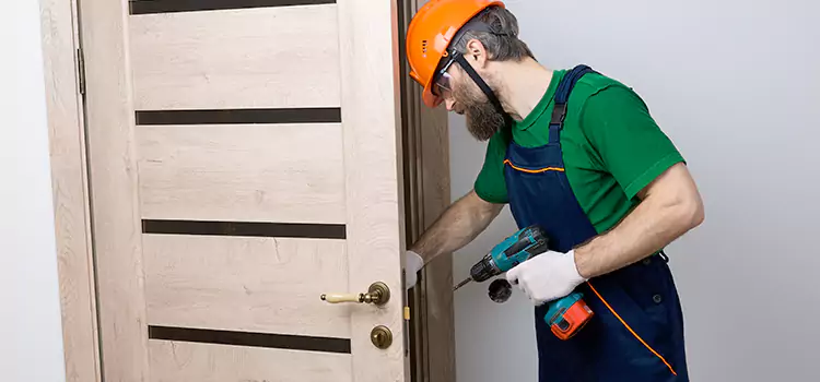 Replace Internal Door Handle with Lock New Castle