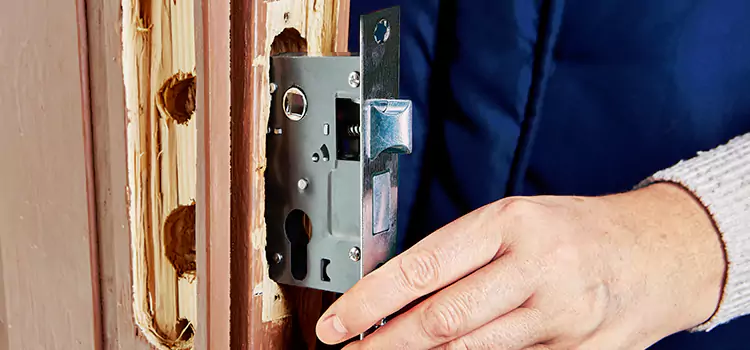Garage Door Lock Replacement New Castle